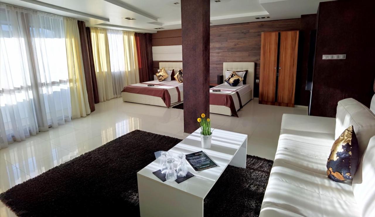 Hotel Acktion Shumen Exteriör bild