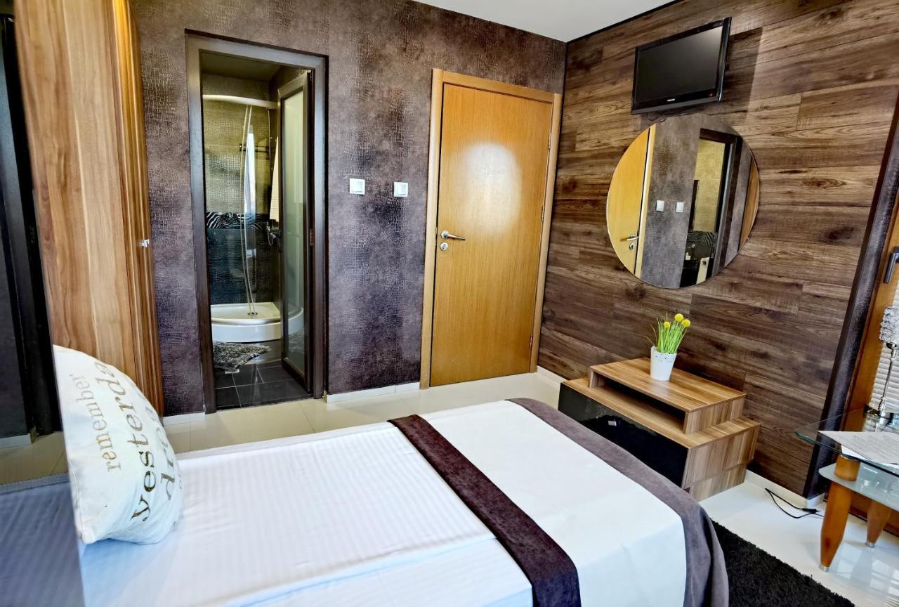 Hotel Acktion Shumen Exteriör bild