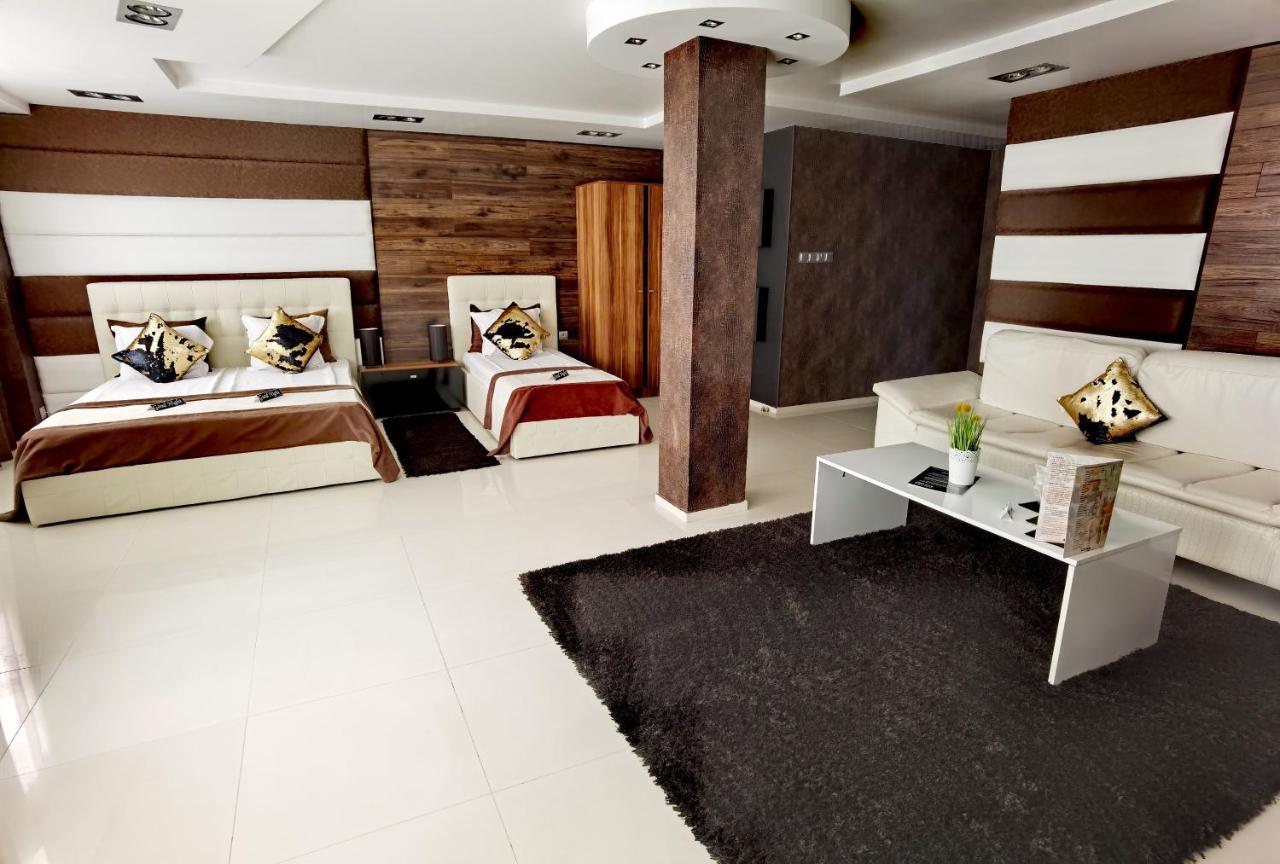 Hotel Acktion Shumen Exteriör bild