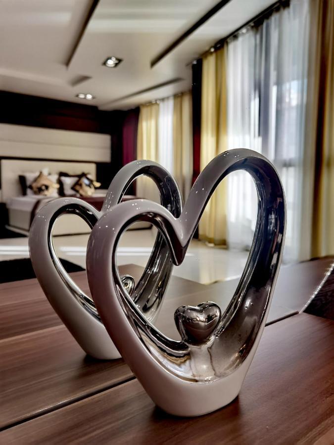 Hotel Acktion Shumen Exteriör bild